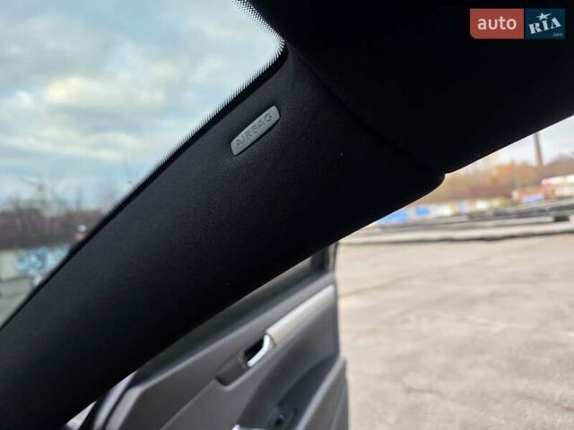 Черный Фольксваген Пассат, объемом двигателя 2 л и пробегом 117 тыс. км за 23777 $, фото 33 на Automoto.ua