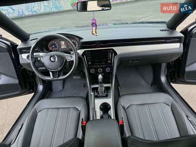 Черный Фольксваген Пассат, объемом двигателя 2 л и пробегом 117 тыс. км за 23777 $, фото 63 на Automoto.ua