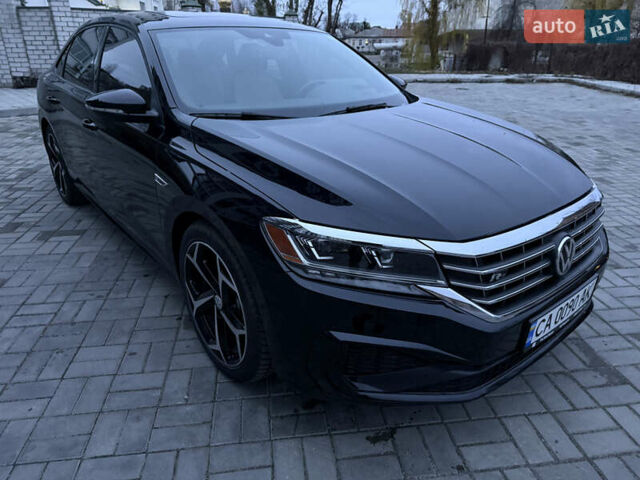 Черный Фольксваген Пассат, объемом двигателя 2 л и пробегом 52 тыс. км за 21499 $, фото 25 на Automoto.ua