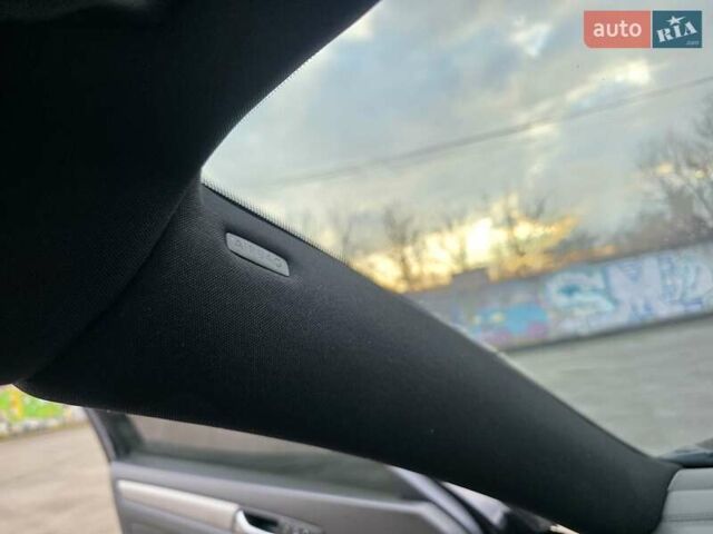 Черный Фольксваген Пассат, объемом двигателя 2 л и пробегом 117 тыс. км за 23777 $, фото 32 на Automoto.ua