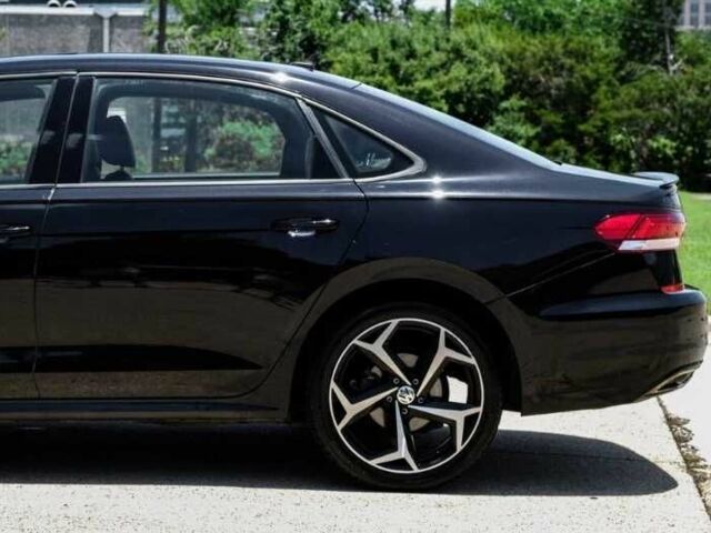 Черный Фольксваген Пассат, объемом двигателя 2 л и пробегом 62 тыс. км за 14100 $, фото 6 на Automoto.ua