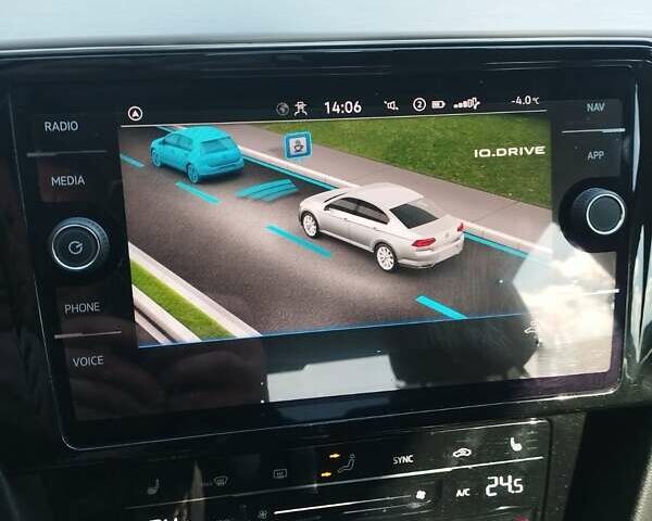 Фольксваген Пассат 2021 у Черкасах на Automoto.ua Чорний Фольксваген Пассат, об'ємом двигуна 2 л та пробігом 67 тис. км за 28500 $, фото 27 на Automoto.ua