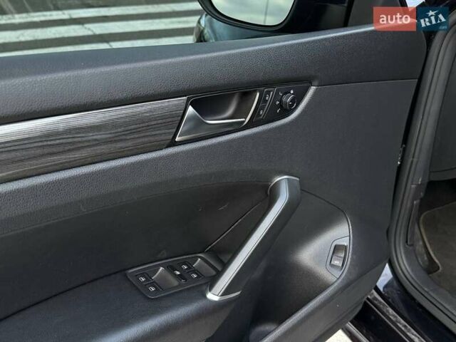 Черный Фольксваген Пассат, объемом двигателя 1.98 л и пробегом 114 тыс. км за 19999 $, фото 12 на Automoto.ua