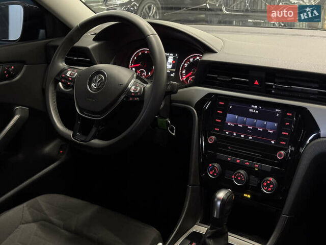 Фольксваген Пассат 2021 в Николаеве на Automoto.ua Черный Фольксваген Пассат, объемом двигателя 1.98 л и пробегом 35 тыс. км за 18599 $, фото 24 на Automoto.ua