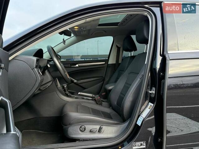 Черный Фольксваген Пассат, объемом двигателя 1.98 л и пробегом 114 тыс. км за 19999 $, фото 13 на Automoto.ua