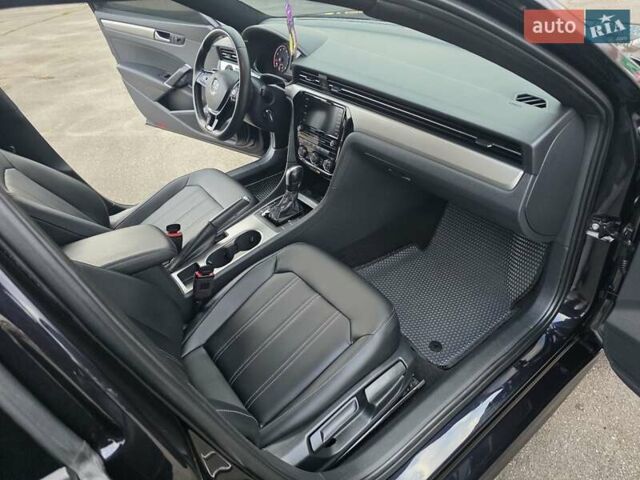 Черный Фольксваген Пассат, объемом двигателя 2 л и пробегом 117 тыс. км за 23777 $, фото 49 на Automoto.ua