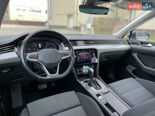 Чорний Фольксваген Пассат, об'ємом двигуна 2 л та пробігом 193 тис. км за 23500 $, фото 112 на Automoto.ua