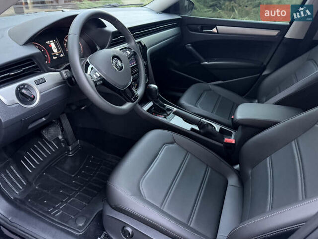 Черный Фольксваген Пассат, объемом двигателя 2 л и пробегом 39 тыс. км за 17499 $, фото 17 на Automoto.ua