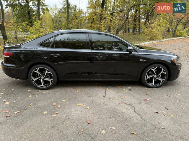 Черный Фольксваген Пассат, объемом двигателя 2 л и пробегом 52 тыс. км за 21499 $, фото 6 на Automoto.ua