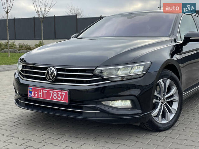 Чорний Фольксваген Пассат, об'ємом двигуна 2 л та пробігом 193 тис. км за 23500 $, фото 3 на Automoto.ua
