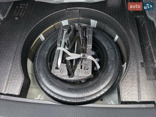 Черный Фольксваген Пассат, объемом двигателя 2 л и пробегом 117 тыс. км за 23777 $, фото 83 на Automoto.ua