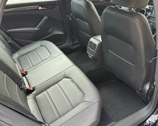 Черный Фольксваген Пассат, объемом двигателя 2 л и пробегом 51 тыс. км за 21650 $, фото 11 на Automoto.ua