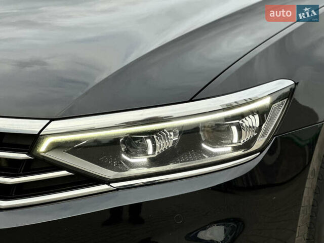 Чорний Фольксваген Пассат, об'ємом двигуна 2 л та пробігом 199 тис. км за 23990 $, фото 18 на Automoto.ua