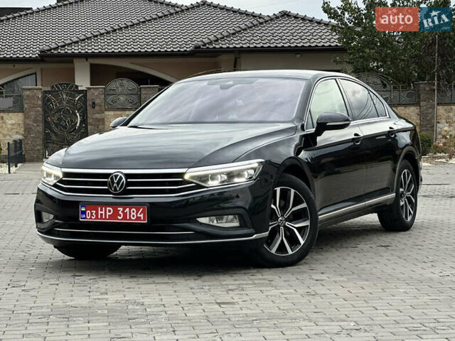 Черный Фольксваген Пассат, объемом двигателя 2 л и пробегом 199 тыс. км за 23990 $, фото 3 на Automoto.ua