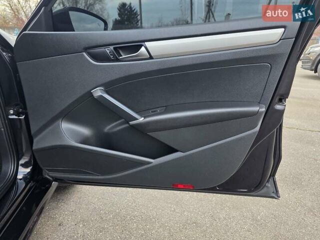 Черный Фольксваген Пассат, объемом двигателя 2 л и пробегом 117 тыс. км за 23777 $, фото 57 на Automoto.ua