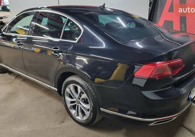 Черный Фольксваген Пассат, объемом двигателя 1.98 л и пробегом 140 тыс. км за 21300 $, фото 3 на Automoto.ua