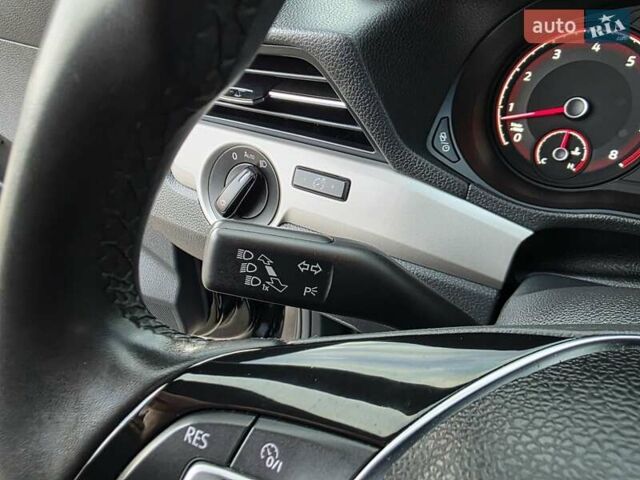 Черный Фольксваген Пассат, объемом двигателя 2 л и пробегом 117 тыс. км за 23777 $, фото 26 на Automoto.ua