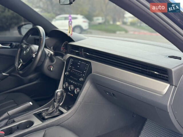 Чорний Фольксваген Пассат, об'ємом двигуна 1.98 л та пробігом 116 тис. км за 19500 $, фото 26 на Automoto.ua