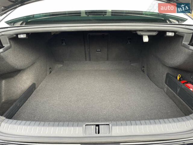 Чорний Фольксваген Пассат, об'ємом двигуна 2 л та пробігом 193 тис. км за 23500 $, фото 78 на Automoto.ua