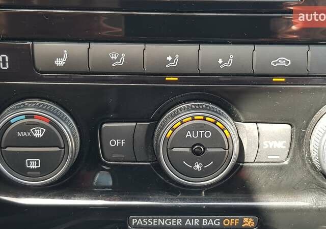 Чорний Фольксваген Пассат, об'ємом двигуна 2 л та пробігом 76 тис. км за 19499 $, фото 37 на Automoto.ua