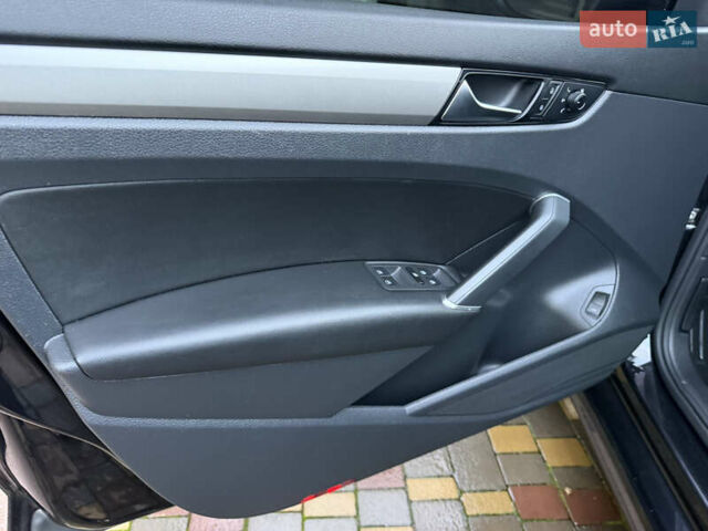 Черный Фольксваген Пассат, объемом двигателя 2 л и пробегом 39 тыс. км за 17499 $, фото 13 на Automoto.ua