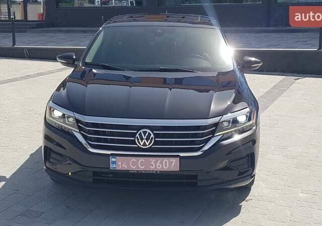 Чорний Фольксваген Пассат, об'ємом двигуна 2 л та пробігом 76 тис. км за 19499 $, фото 2 на Automoto.ua