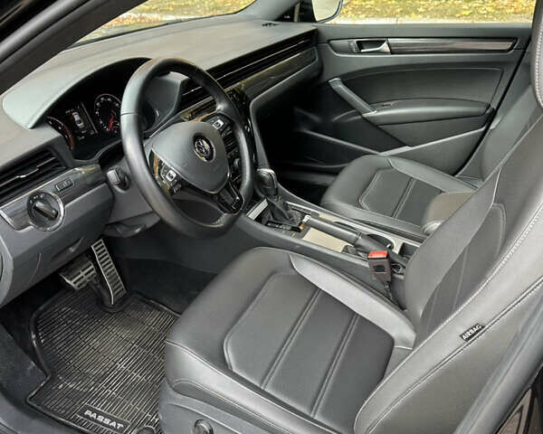 Черный Фольксваген Пассат, объемом двигателя 2 л и пробегом 51 тыс. км за 21650 $, фото 9 на Automoto.ua