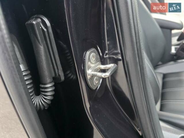 Черный Фольксваген Пассат, объемом двигателя 2 л и пробегом 117 тыс. км за 23777 $, фото 52 на Automoto.ua