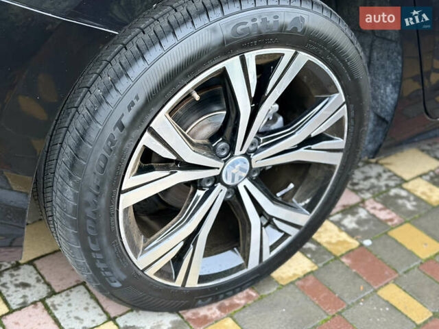 Черный Фольксваген Пассат, объемом двигателя 2 л и пробегом 39 тыс. км за 17499 $, фото 10 на Automoto.ua