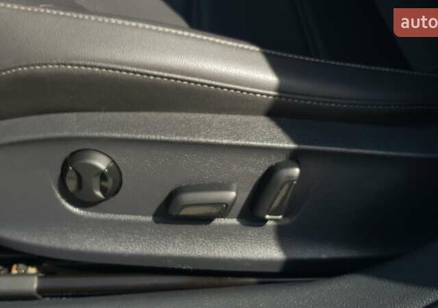 Чорний Фольксваген Пассат, об'ємом двигуна 2 л та пробігом 76 тис. км за 19499 $, фото 26 на Automoto.ua