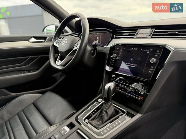 Черный Фольксваген Пассат, объемом двигателя 2 л и пробегом 128 тыс. км за 36700 $, фото 102 на Automoto.ua