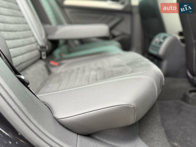 Чорний Фольксваген Пассат, об'ємом двигуна 2 л та пробігом 123 тис. км за 34900 $, фото 102 на Automoto.ua