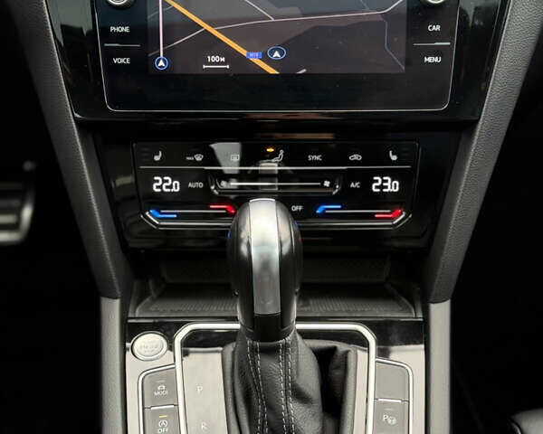 Черный Фольксваген Пассат, объемом двигателя 2 л и пробегом 128 тыс. км за 36700 $, фото 134 на Automoto.ua