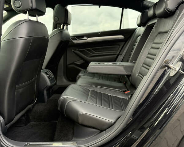 Черный Фольксваген Пассат, объемом двигателя 2 л и пробегом 128 тыс. км за 36700 $, фото 121 на Automoto.ua