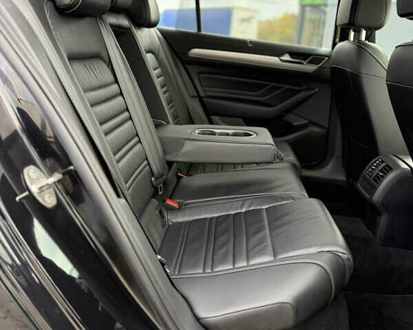 Черный Фольксваген Пассат, объемом двигателя 2 л и пробегом 128 тыс. км за 36700 $, фото 113 на Automoto.ua