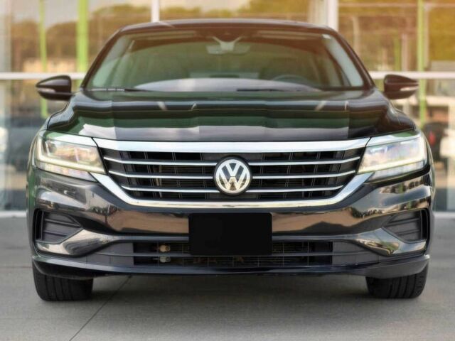 Черный Фольксваген Пассат, объемом двигателя 2 л и пробегом 30 тыс. км за 13300 $, фото 1 на Automoto.ua