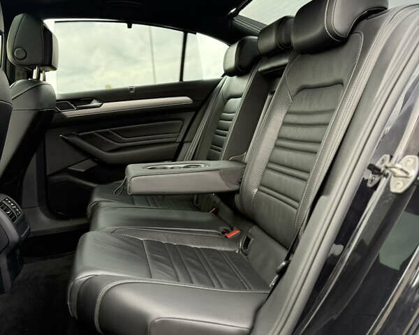 Черный Фольксваген Пассат, объемом двигателя 2 л и пробегом 128 тыс. км за 36700 $, фото 120 на Automoto.ua