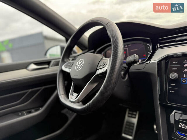 Черный Фольксваген Пассат, объемом двигателя 2 л и пробегом 128 тыс. км за 36700 $, фото 100 на Automoto.ua