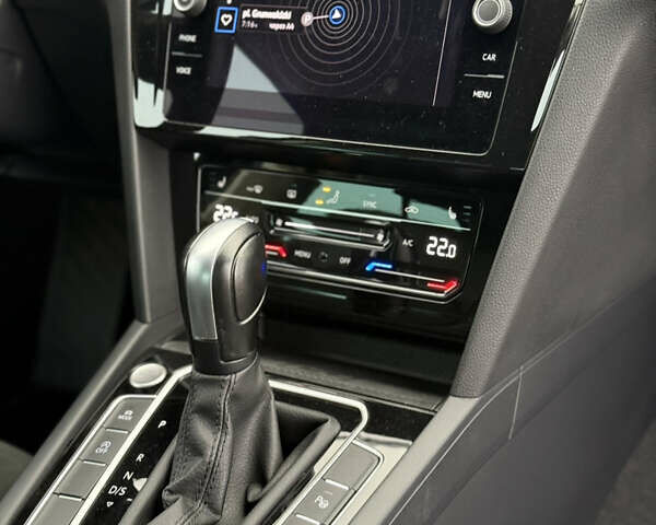 Чорний Фольксваген Пассат, об'ємом двигуна 2 л та пробігом 123 тис. км за 34900 $, фото 93 на Automoto.ua