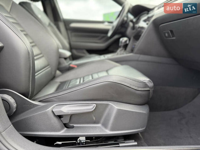 Черный Фольксваген Пассат, объемом двигателя 2 л и пробегом 128 тыс. км за 36700 $, фото 96 на Automoto.ua