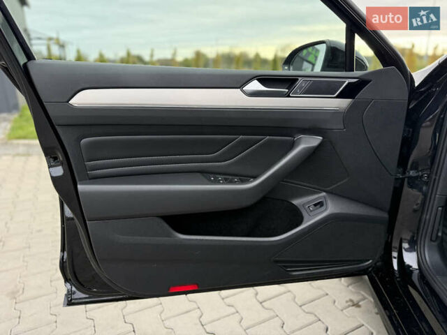 Чорний Фольксваген Пассат, об'ємом двигуна 2 л та пробігом 123 тис. км за 34900 $, фото 74 на Automoto.ua