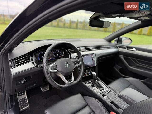 Черный Фольксваген Пассат, объемом двигателя 2 л и пробегом 128 тыс. км за 36700 $, фото 6 на Automoto.ua