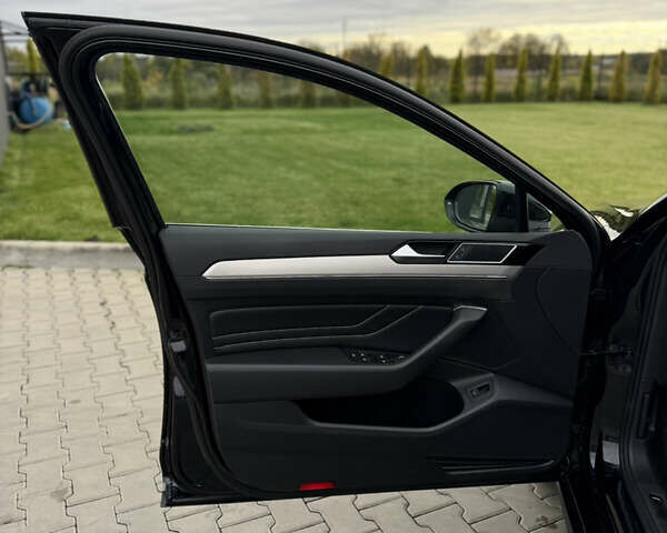 Чорний Фольксваген Пассат, об'ємом двигуна 2 л та пробігом 123 тис. км за 34900 $, фото 73 на Automoto.ua