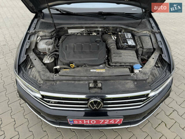 Чорний Фольксваген Пассат, об'ємом двигуна 2 л та пробігом 123 тис. км за 34900 $, фото 139 на Automoto.ua
