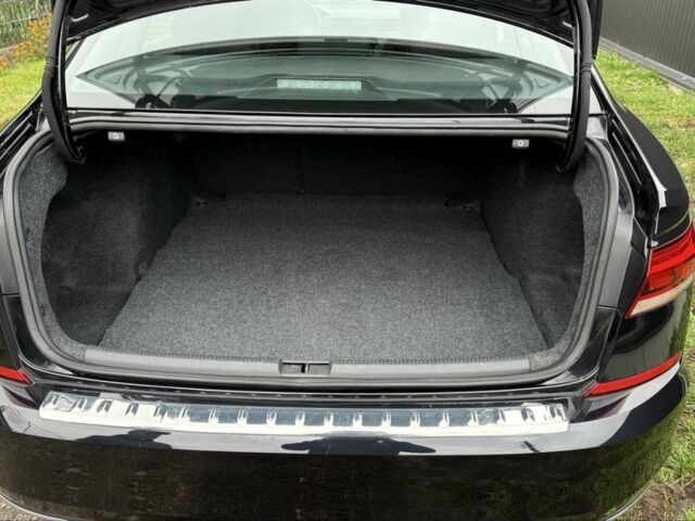 Черный Фольксваген Пассат, объемом двигателя 2 л и пробегом 131 тыс. км за 18800 $, фото 7 на Automoto.ua