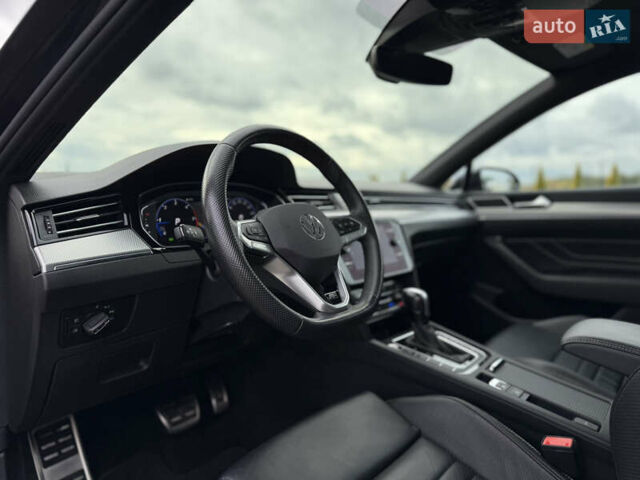 Черный Фольксваген Пассат, объемом двигателя 2 л и пробегом 128 тыс. км за 36700 $, фото 86 на Automoto.ua