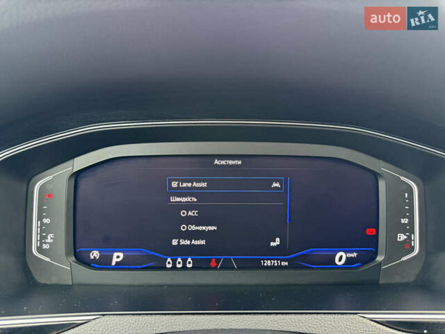 Черный Фольксваген Пассат, объемом двигателя 2 л и пробегом 128 тыс. км за 36700 $, фото 141 на Automoto.ua