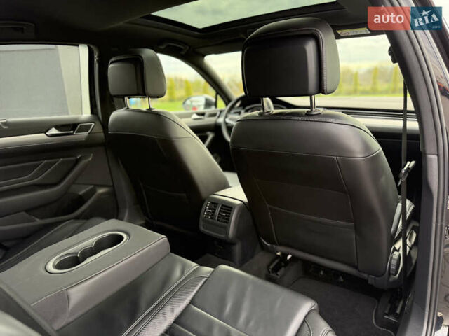 Черный Фольксваген Пассат, объемом двигателя 2 л и пробегом 128 тыс. км за 36700 $, фото 111 на Automoto.ua