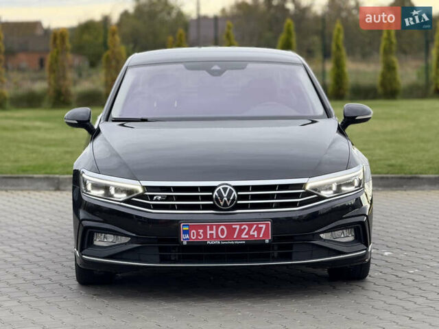 Чорний Фольксваген Пассат, об'ємом двигуна 2 л та пробігом 123 тис. км за 34900 $, фото 2 на Automoto.ua