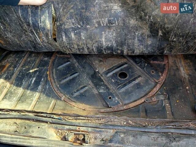 Черный Фольксваген Пассат, объемом двигателя 1.8 л и пробегом 100 тыс. км за 240 $, фото 3 на Automoto.ua